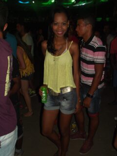 Oktober 10 Anos